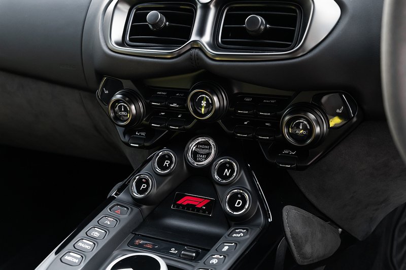 Used Aston Martin Vantage 2022 for sale - 78154534: Photo 16