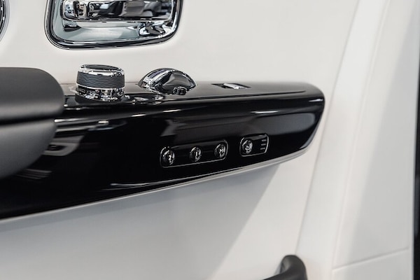 Used Rolls-Royce Phantom 2019 for sale - 75189849: Photo 21