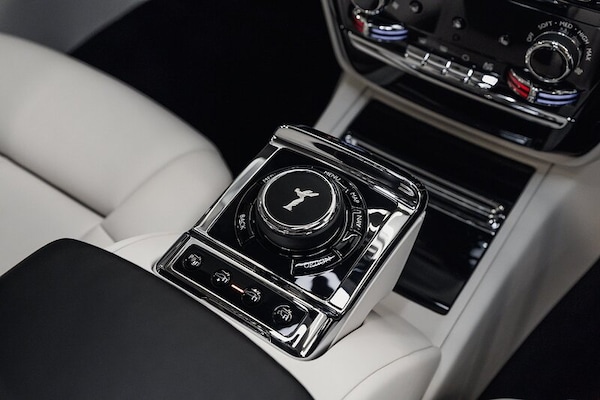 Used Rolls-Royce Phantom 2019 for sale - 75189849: Photo 30