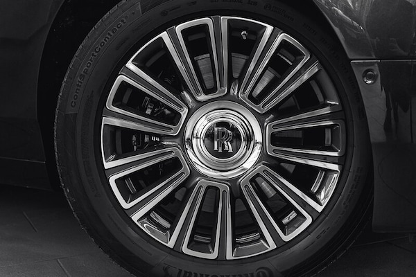Used Rolls-Royce Phantom 2019 for sale - 75189849: Photo 39