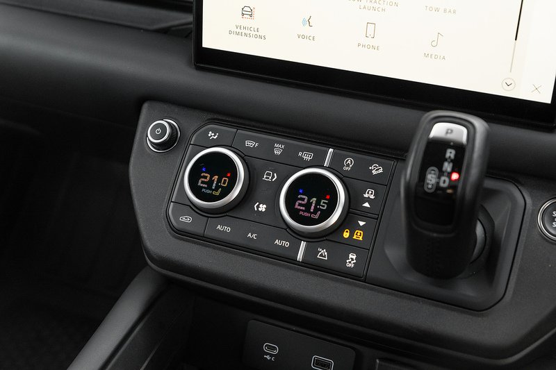 Used Land Rover Defender 2022 for sale - 77118252: Photo 10