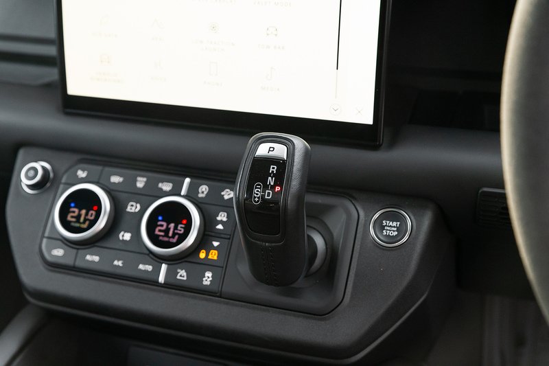 Used Land Rover Defender 2022 for sale - 77118252: Photo 11