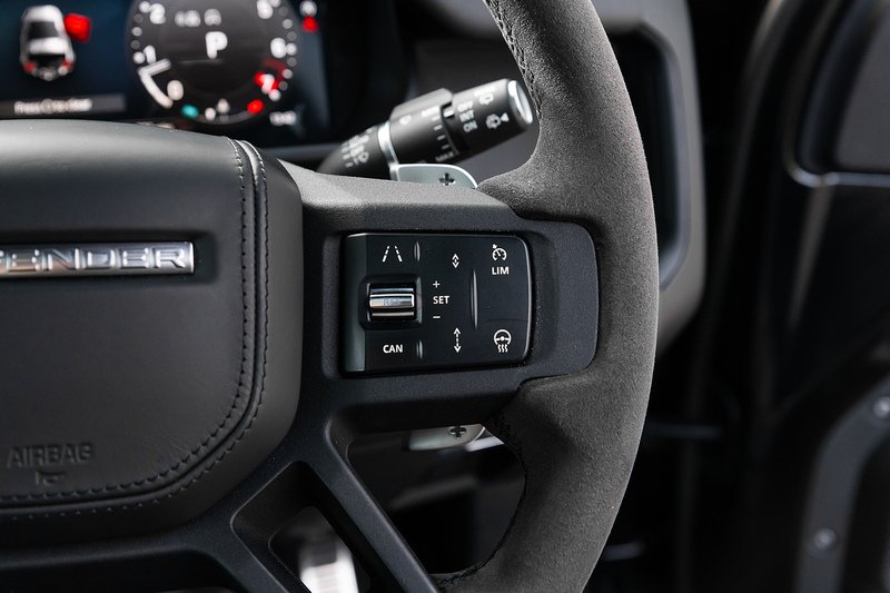 Used Land Rover Defender 2022 for sale - 77118252: Photo 14