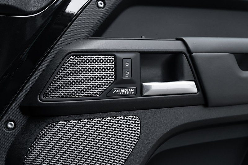 Used Land Rover Defender 2022 for sale - 77118252: Photo 18