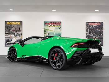 Used Lamborghini Huracan 2024 for sale - 76039983: Photo