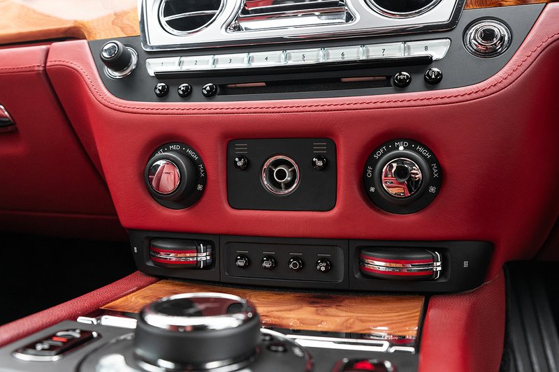 Used Rolls-Royce Wraith 2014 for sale - 76341091: Photo 18