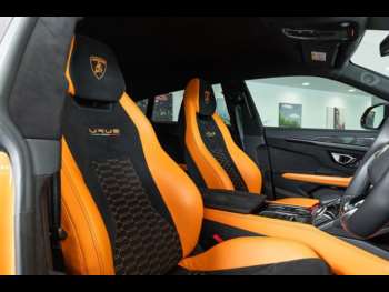 Used Lamborghini Urus 2021 for sale - 74806077: Photo