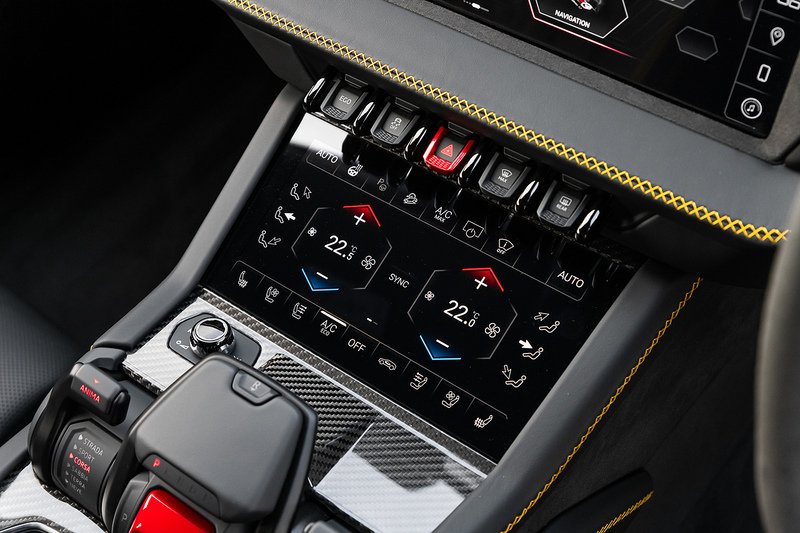 Used Lamborghini Urus 2025 for sale - 77622004: Photo 13