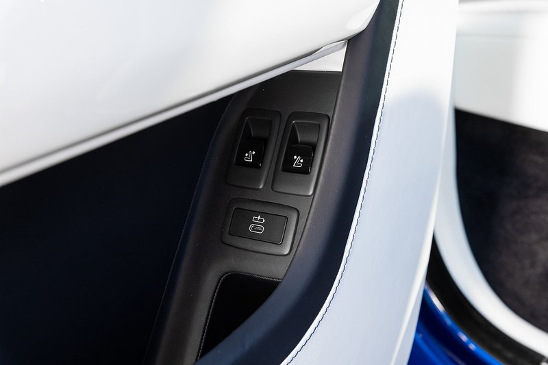 Used Rolls-Royce Cullinan for sale - 77247381: Photo 24