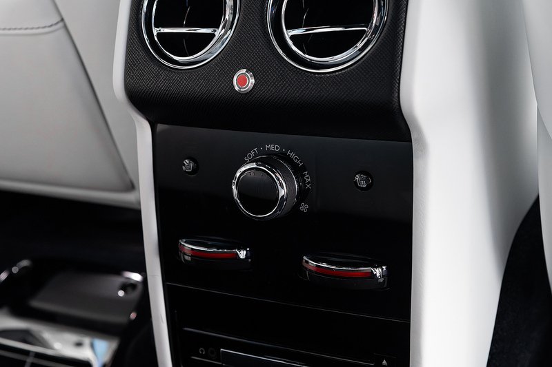 Used Rolls-Royce Cullinan for sale - 77247381: Photo 26