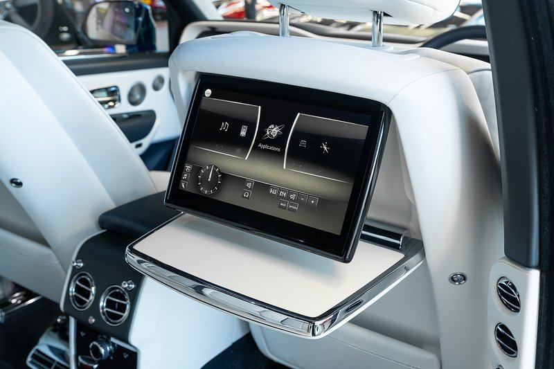 Used Rolls-Royce Cullinan for sale - 77247381: Photo 35