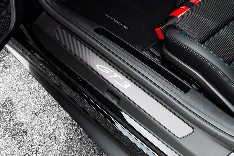 Used Porsche 911 2025 for sale - 77880654: Photo 17