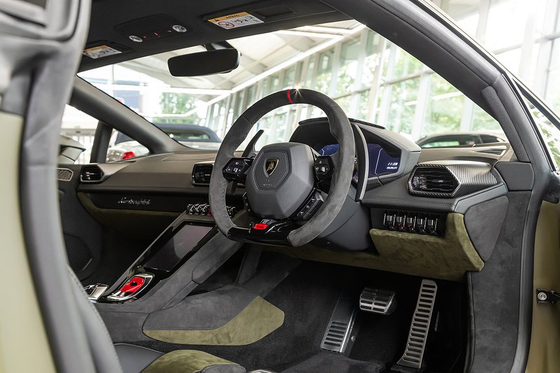 Used Lamborghini Huracan 2024 for sale - 76655508: Photo 3