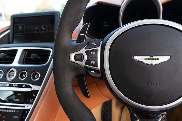 Used Aston Martin DBS 2019 for sale - 75283701: Photo 26