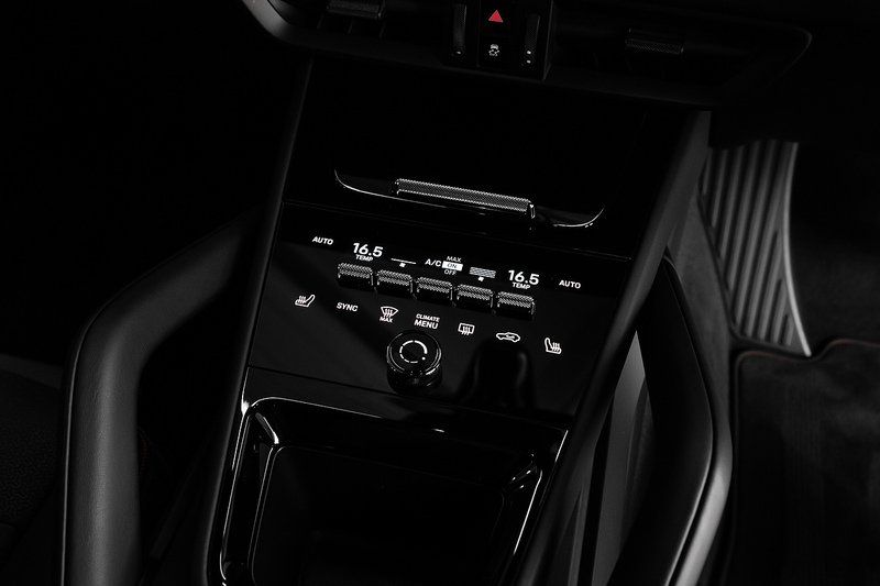 Used Porsche Cayenne 2024 for sale - 76133017: Photo 11