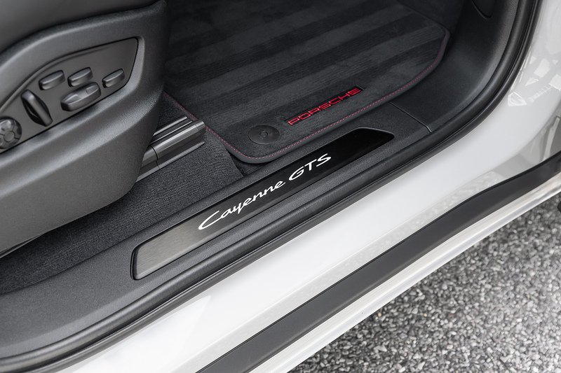 Used Porsche Cayenne 2024 for sale - 76133017: Photo 12