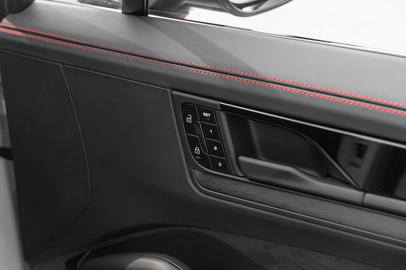 Used Porsche Cayenne 2024 for sale - 76133017: Photo 15