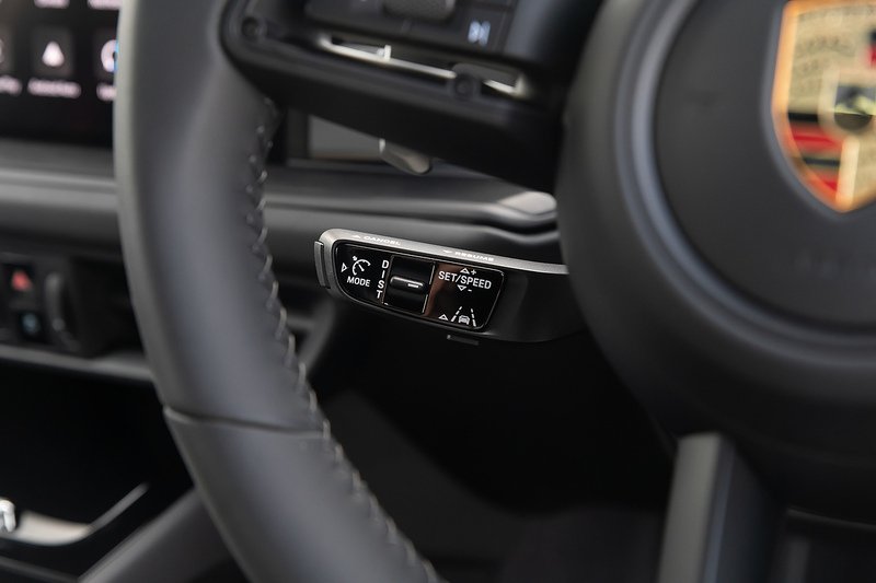 Used Porsche Cayenne 2024 for sale - 76133017: Photo 16