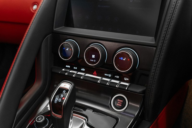 Used Jaguar F-Type 2019 for sale - 76962837: Photo 10