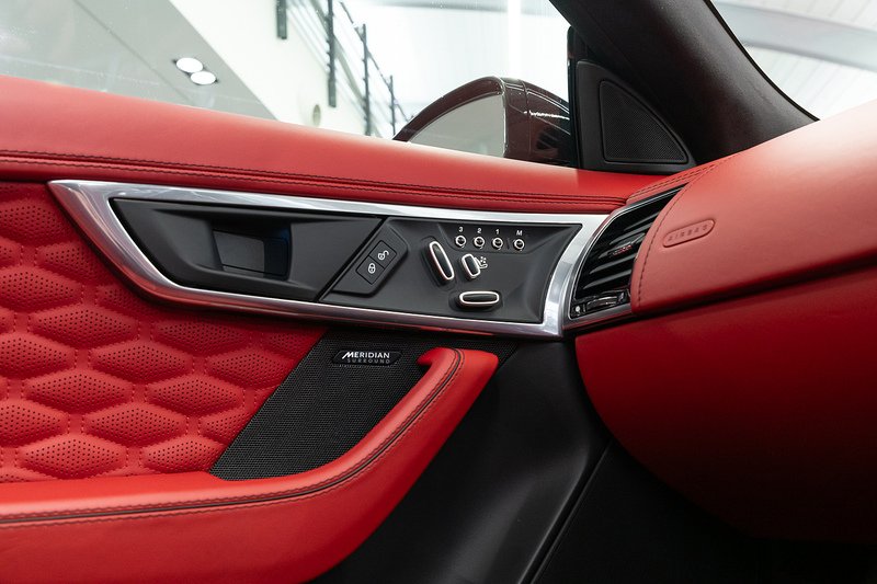 Used Jaguar F-Type 2019 for sale - 76962837: Photo 22