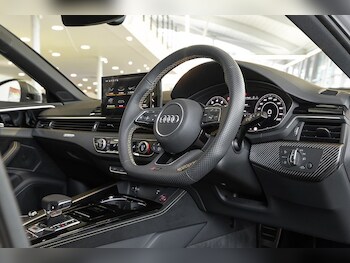 Used Audi RS4 Avant 2025 for sale - 78458969: Photo