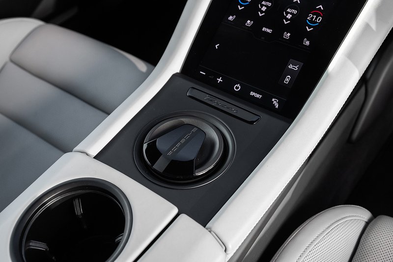 Used Porsche Taycan 2020 for sale - 77384864: Photo 12