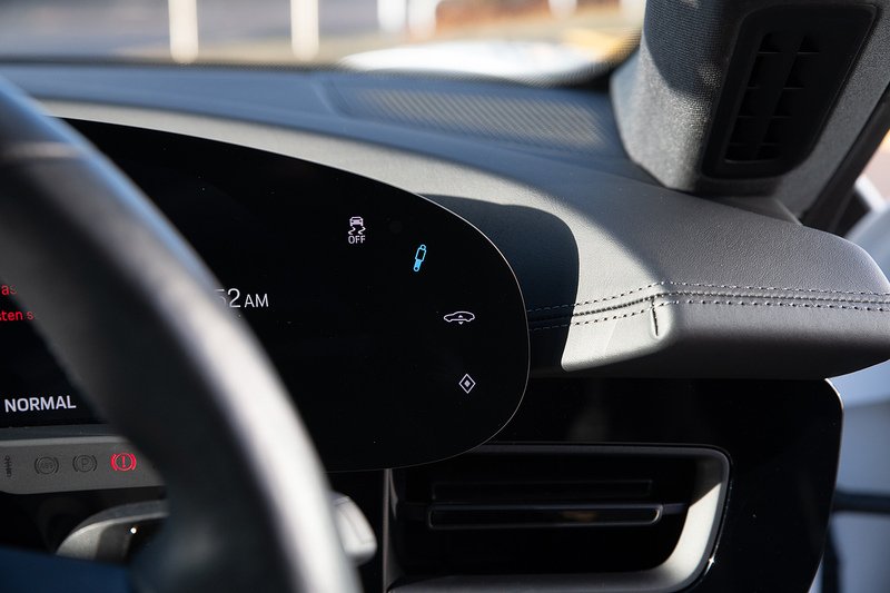 Used Porsche Taycan 2020 for sale - 77384864: Photo 13