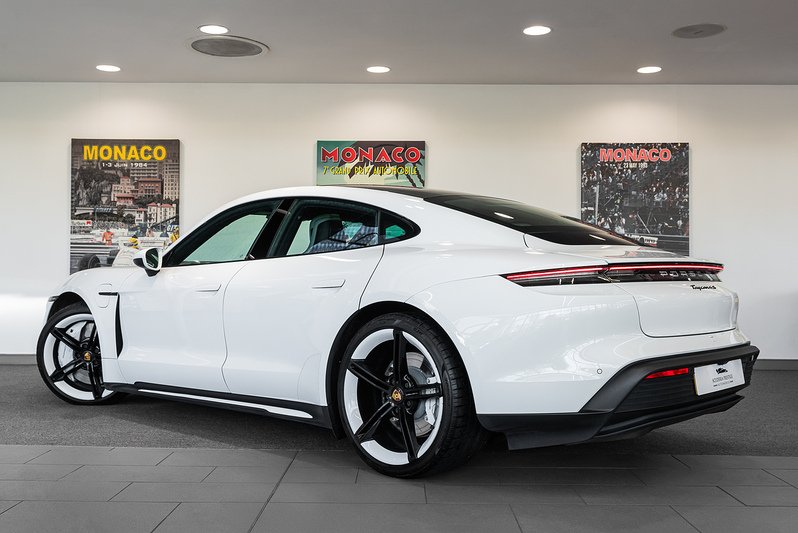 Used Porsche Taycan 2020 for sale - 77384864: Photo 2