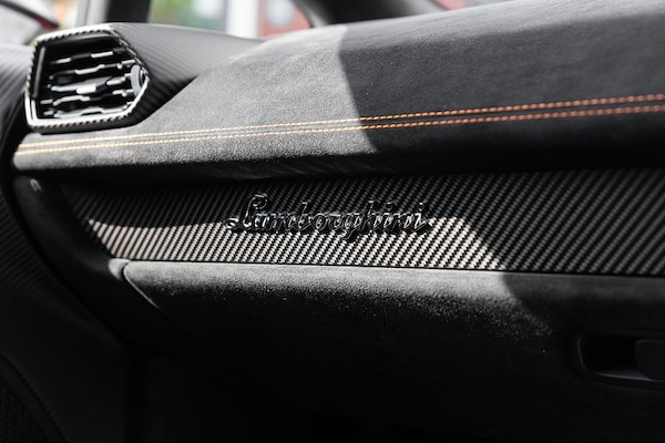 Used Lamborghini Huracan 2024 for sale - 76106372: Photo 17