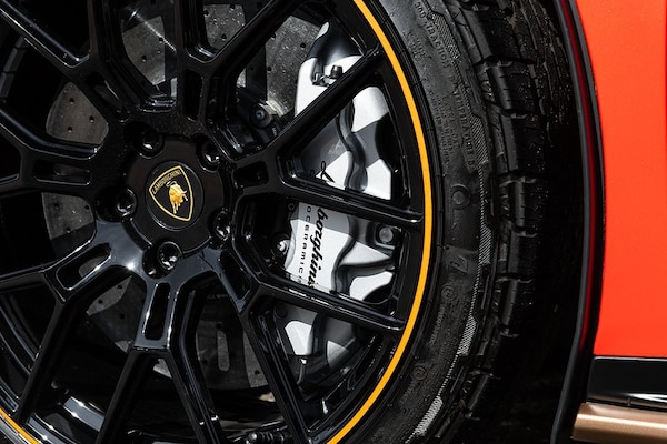 Used Lamborghini Huracan 2024 for sale - 76106372: Photo 25