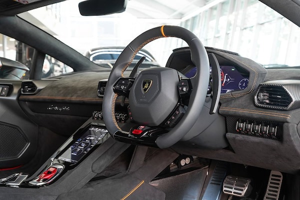 Used Lamborghini Huracan 2024 for sale - 76106372: Photo 3