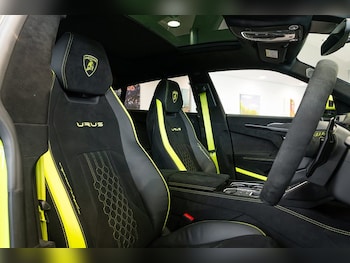 Used Lamborghini Urus 2024 for sale - 76720047: Photo