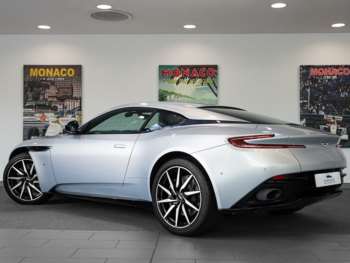 Used Aston Martin DB11 2016 for sale - 75123140: Photo