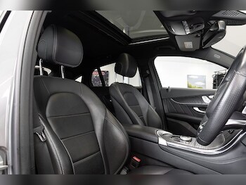 Used Mercedes-Benz GLC 2019 for sale - 75643108: Photo