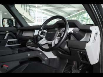 Used Land Rover Defender 2022 for sale - 75135858: Photo