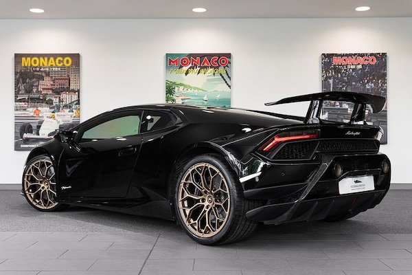 Used Lamborghini Huracan 2019 for sale - 74916016: Photo 2