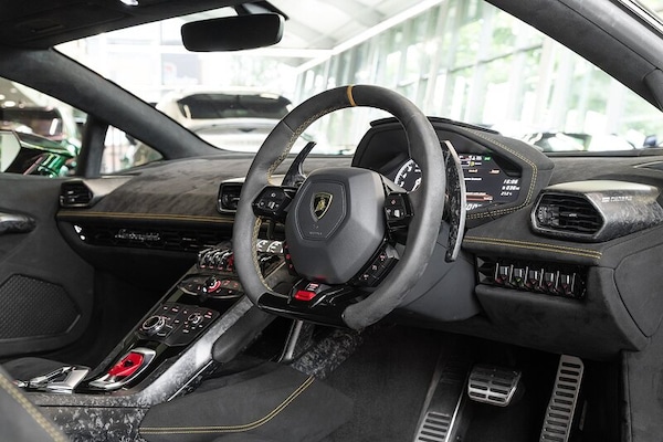 Used Lamborghini Huracan 2019 for sale - 74916016: Photo 3