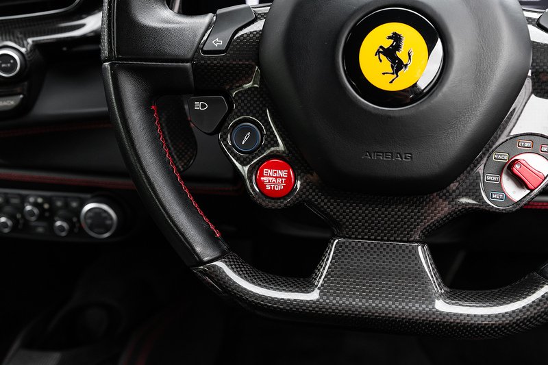 Used Ferrari 488 2017 for sale - 76341094: Photo 12