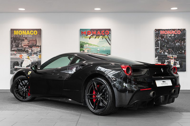 Used Ferrari 488 2017 for sale - 76341094: Photo 2