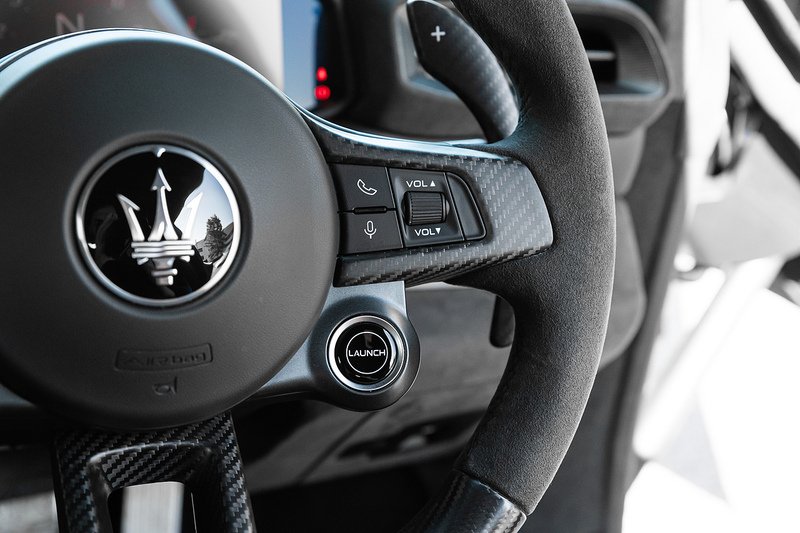 Used Maserati MC20 2023 for sale - 76075545: Photo 27