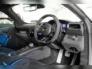 Used Maserati MC20 2023 for sale - 76075545: Photo