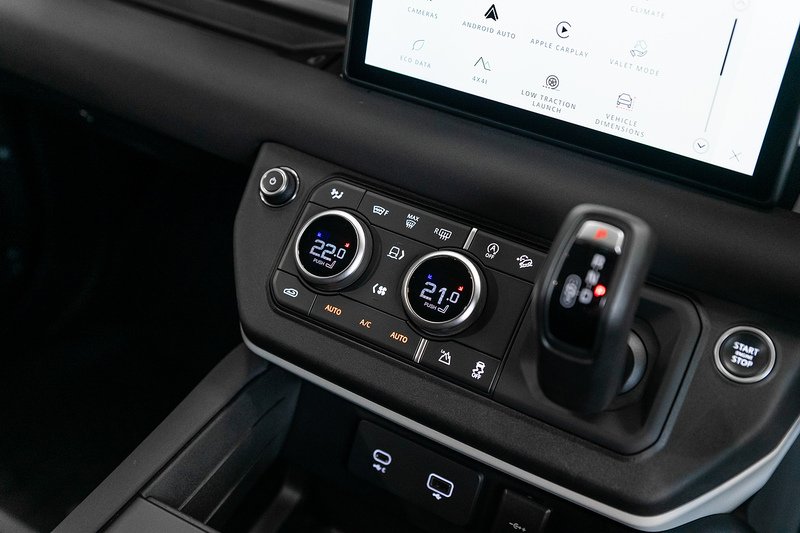 Used Land Rover Defender 2022 for sale - 77452589: Photo 9