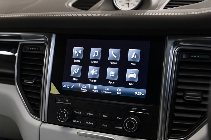 Used Porsche Macan 2018 for sale - 76582934: Photo 11