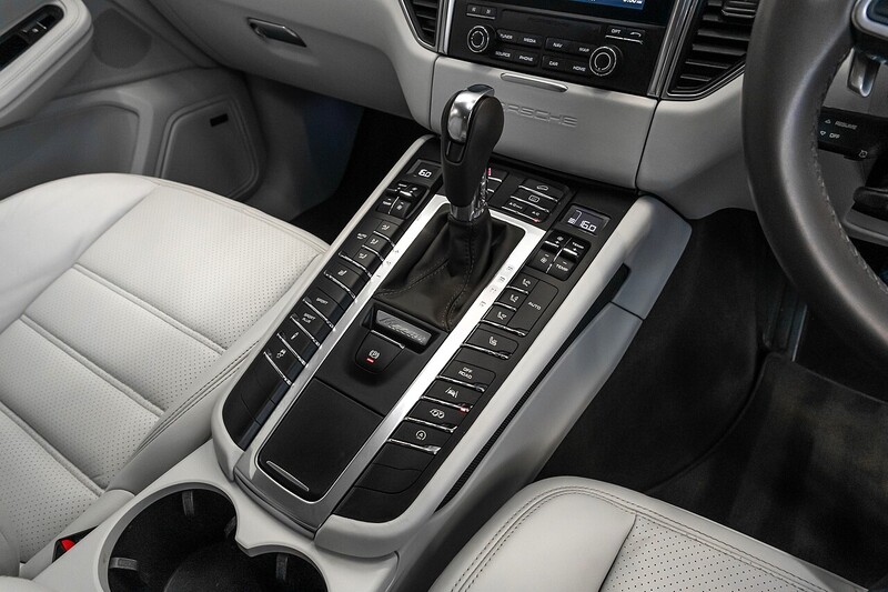 Used Porsche Macan 2018 for sale - 76582934: Photo 14