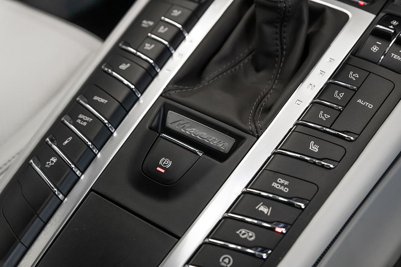 Used Porsche Macan 2018 for sale - 76582934: Photo 19