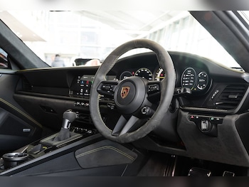 Used Porsche 911 2022 for sale - 77227885: Photo