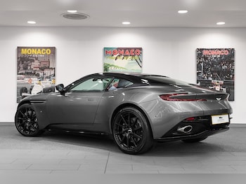 Used Aston Martin DB11 2017 for sale - 76133013: Photo 2