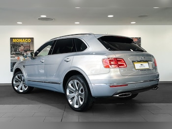 Used Bentley Bentayga 2017 for sale - 79435840: Photo