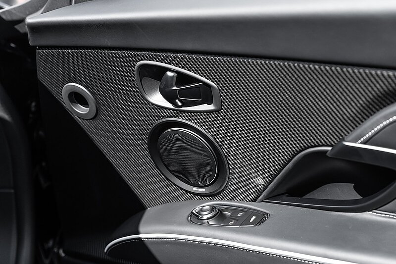Used Aston Martin DBS 2023 for sale - 76341088: Photo 16