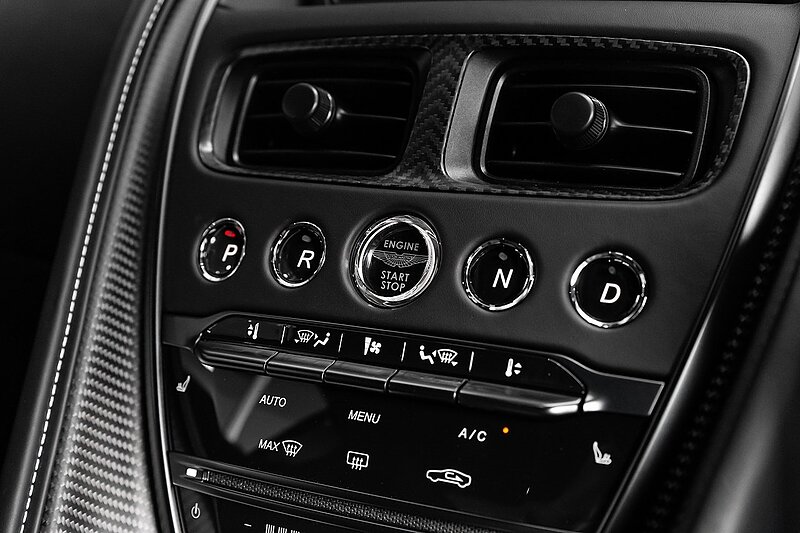 Used Aston Martin DBS 2023 for sale - 76341088: Photo 20